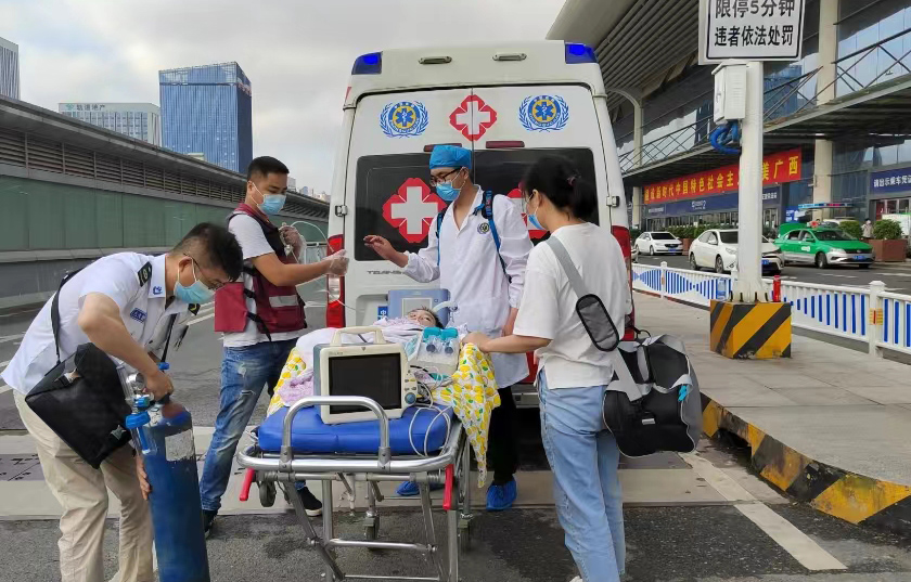 台山市救护车出租公司